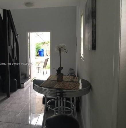 En Venta: $749,000 (4 camas, 3 baños, 0 Pies cuadrados)