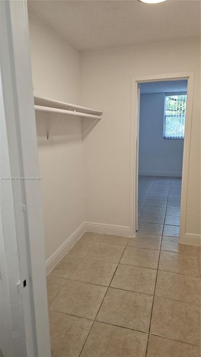 Recently Rented: $1,775 (1 beds, 1 baths, 673 Square Feet)