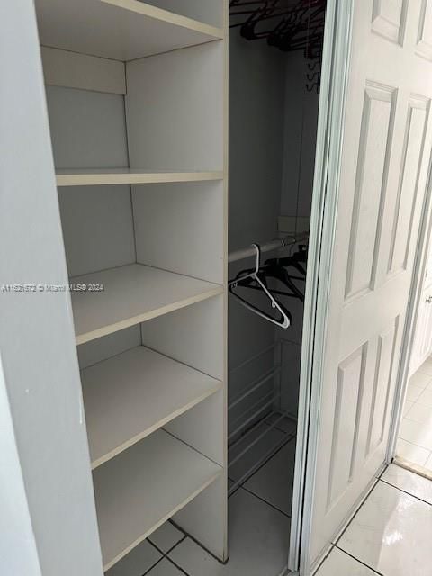 Recently Rented: $1,300 (1 beds, 1 baths, 450 Square Feet)