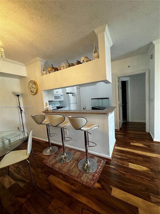 Recently Rented: $3,100 (2 beds, 2 baths, 1116 Square Feet)