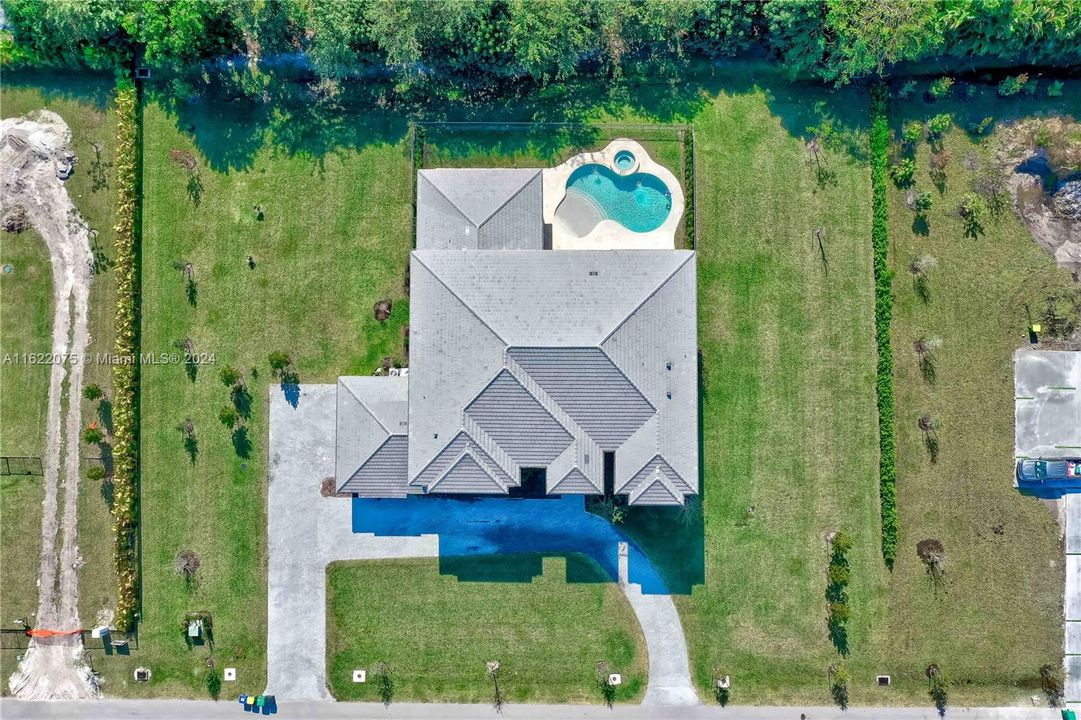 Недавно арендовано: $27,500 (7 спален, 8 ванн, 7895 Квадратных фут)