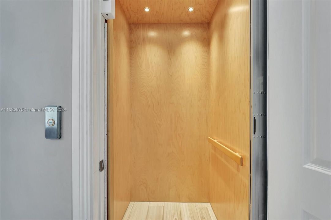 Elevator