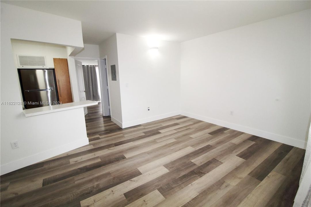 Recently Rented: $1,750 (1 beds, 1 baths, 531 Square Feet)