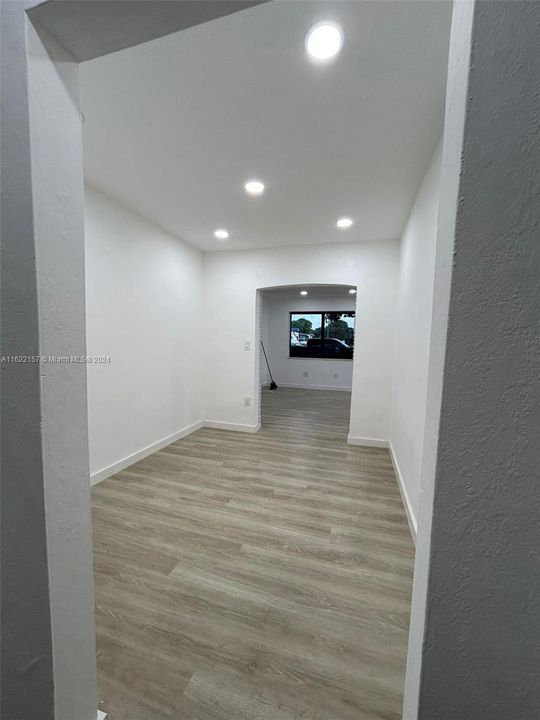 Activo con contrato: $470,000 (3 camas, 1 baños, 1163 Pies cuadrados)