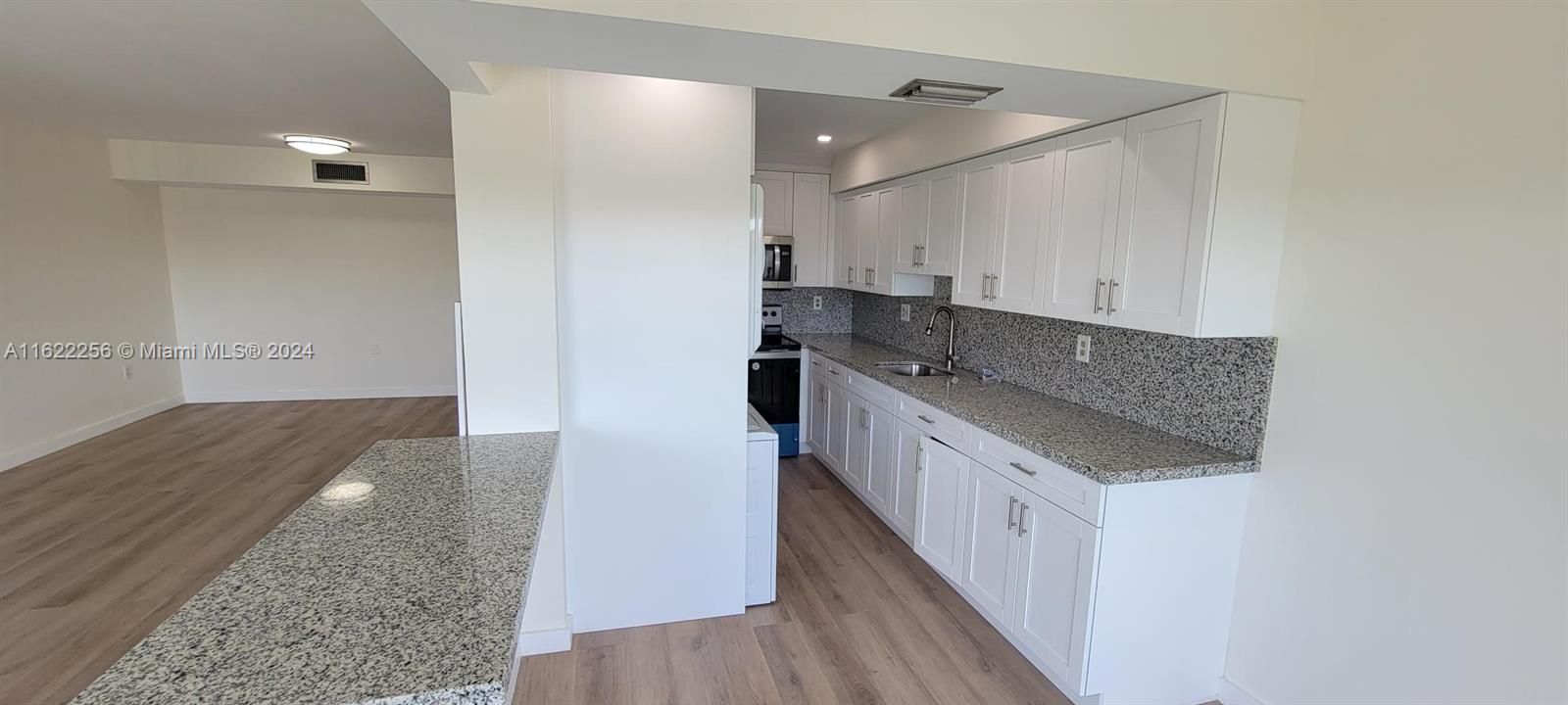 Recently Rented: $2,500 (2 beds, 2 baths, 1170 Square Feet)