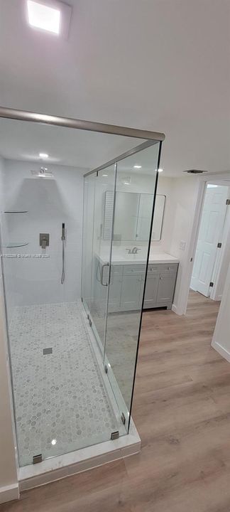 Recently Rented: $2,500 (2 beds, 2 baths, 1170 Square Feet)