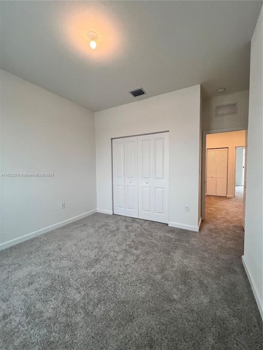 For Rent: $2,950 (3 beds, 2 baths, 1649 Square Feet)