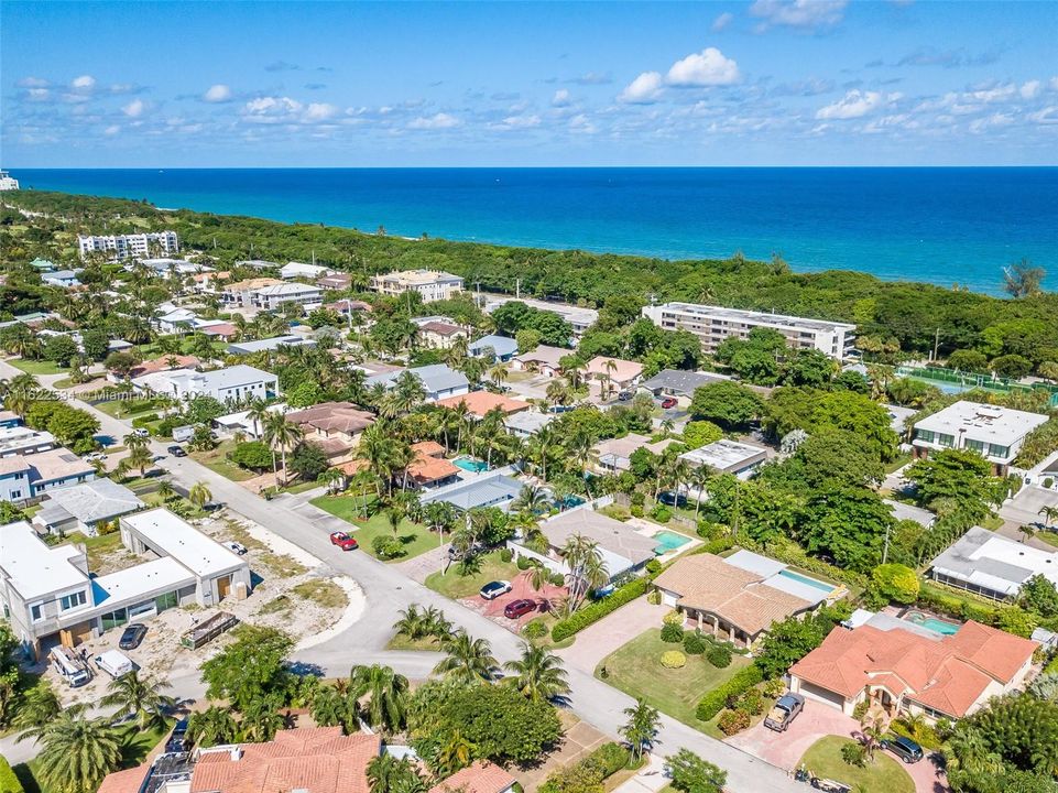 Recently Sold: $1,800,000 (3 beds, 2 baths, 1628 Square Feet)