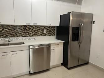 Recently Rented: $3,500 (2 beds, 2 baths, 1277 Square Feet)