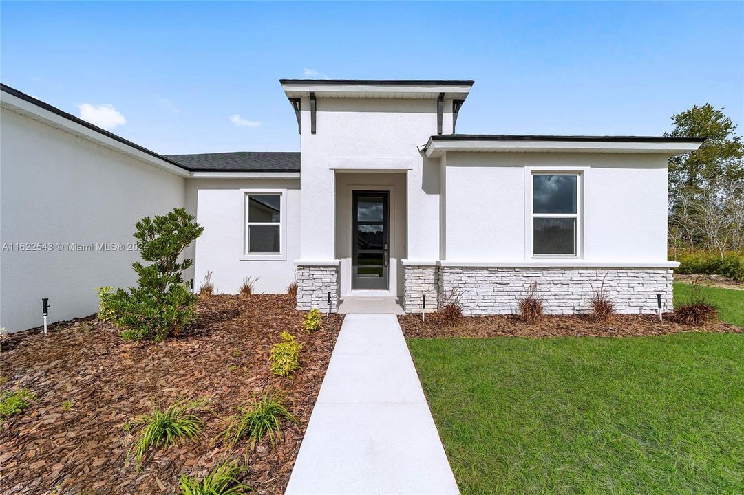 Active With Contract: $359,900 (4 beds, 2 baths, 1787 Square Feet)