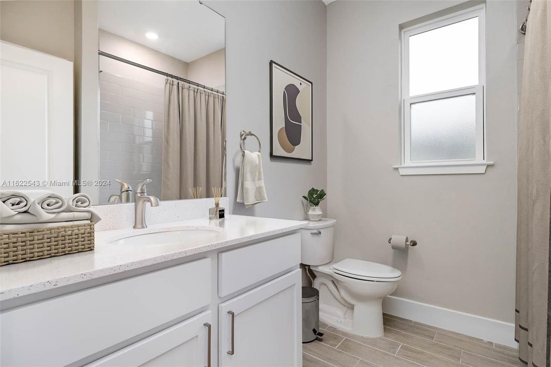 Active With Contract: $359,900 (4 beds, 2 baths, 1787 Square Feet)