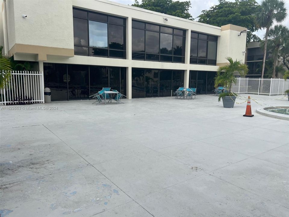 Recently Rented: $2,900 (3 beds, 2 baths, 1380 Square Feet)