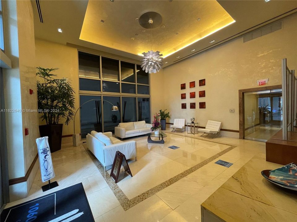 Недавно арендовано: $3,199 (1 спален, 1 ванн, 843 Квадратных фут)