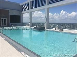 Active With Contract: $349,000 (1 beds, 1 baths, 533 Square Feet)