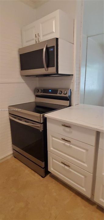 For Rent: $1,600 (1 beds, 1 baths, 600 Square Feet)