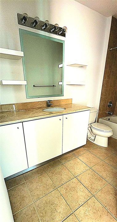 Recientemente alquilado: $2,500 (1 camas, 1 baños, 797 Pies cuadrados)