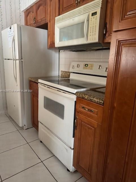 Vendido Recientemente: $410,000 (3 camas, 2 baños, 1590 Pies cuadrados)