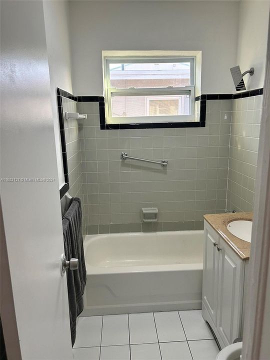 Recently Sold: $770,000 (0 beds, 0 baths, 2000 Square Feet)