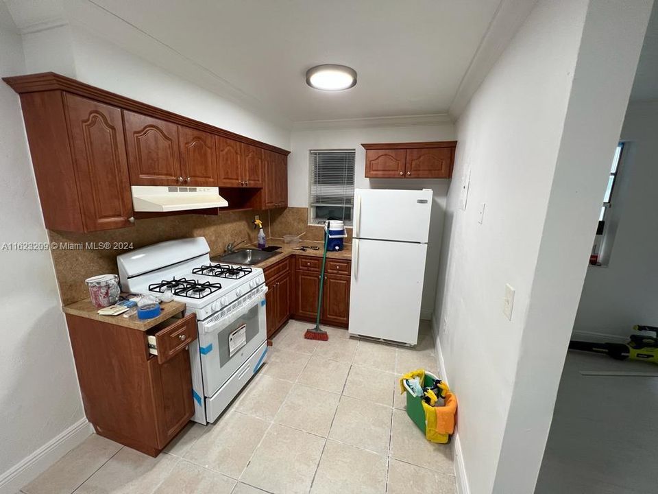 Recently Rented: $1,850 (1 beds, 1 baths, 623 Square Feet)