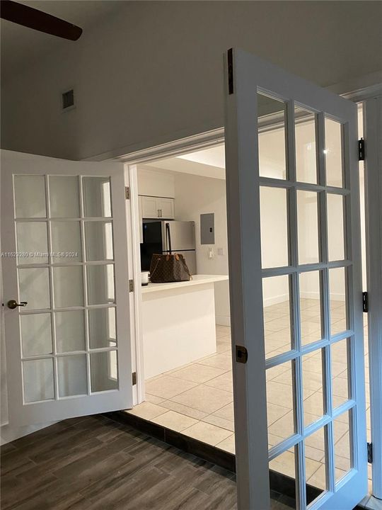 Recently Rented: $2,450 (1 beds, 1 baths, 778 Square Feet)