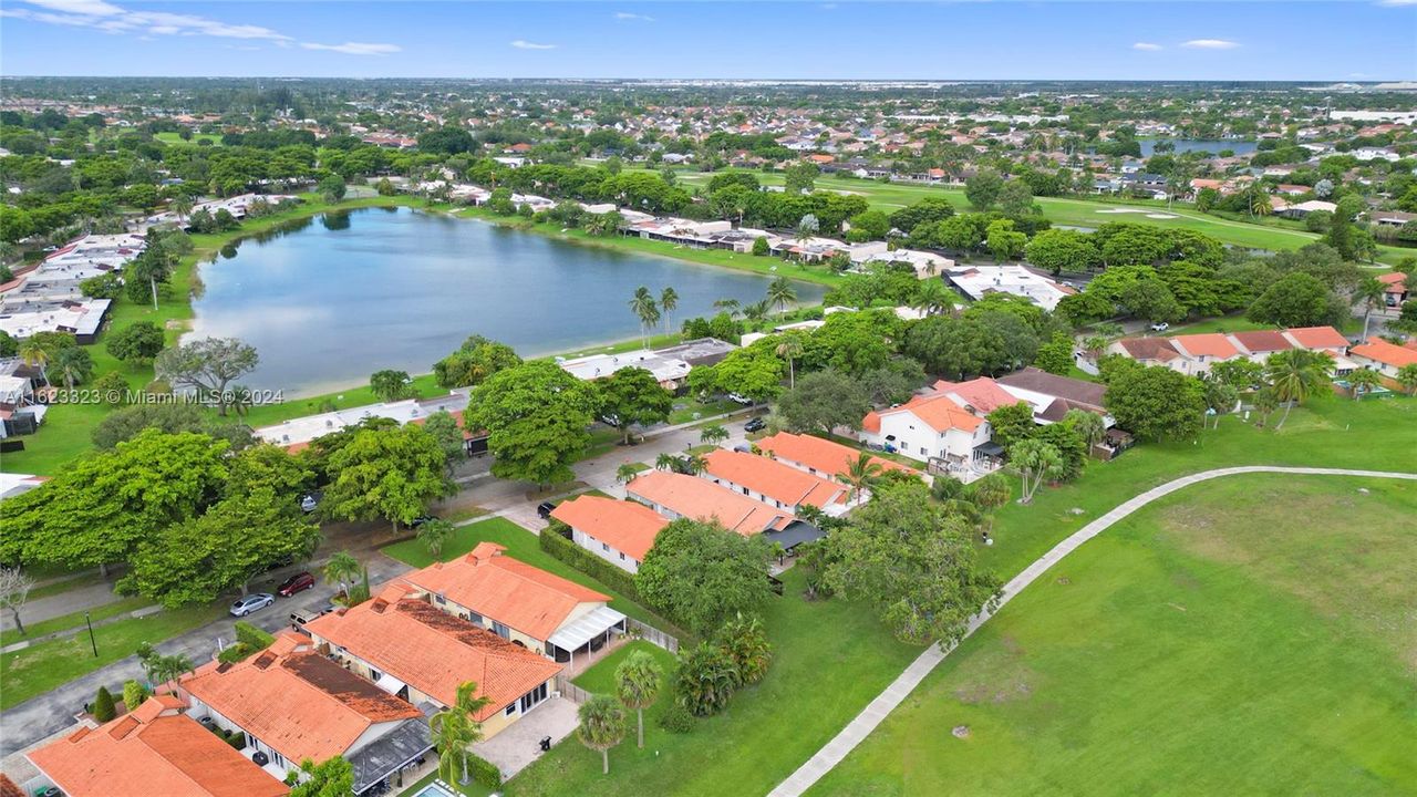 Recently Sold: $615,000 (3 beds, 2 baths, 1674 Square Feet)