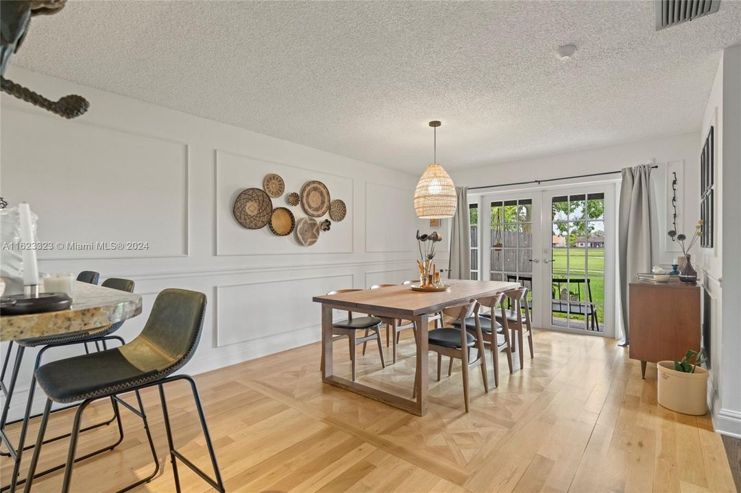 Dining room with views of the Golf Course!