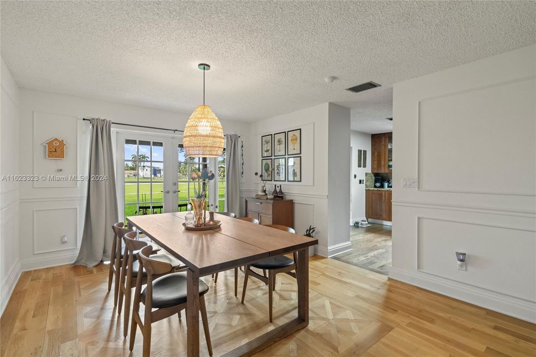 Golf Course views while dining.