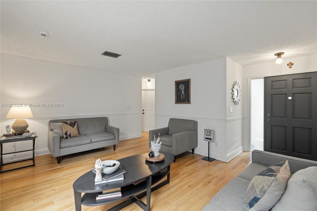 Beautiful Hardwood Floords