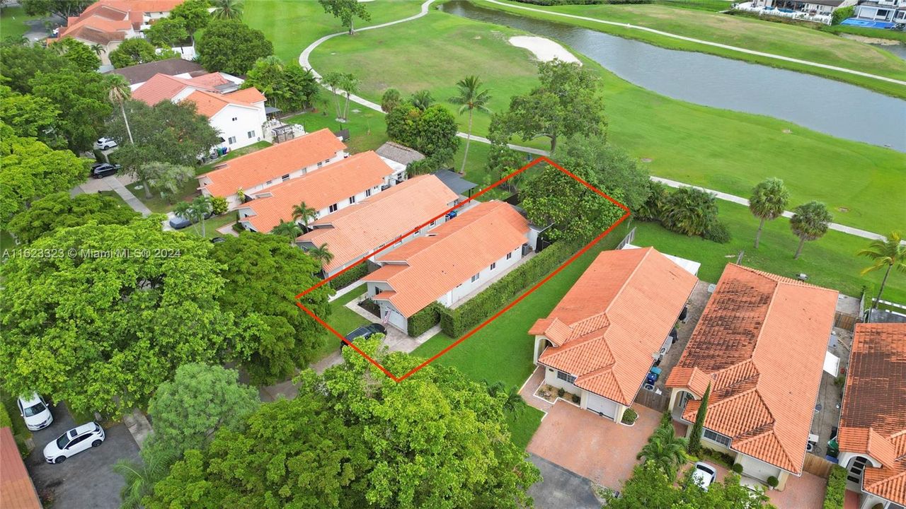 Side space for privacy!