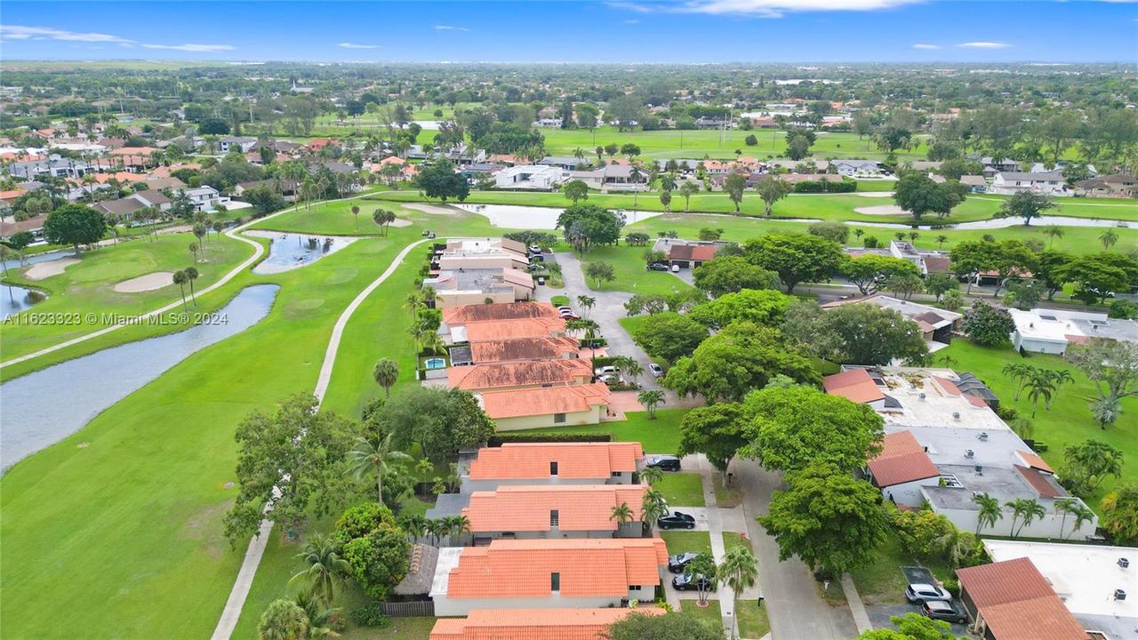 Recently Sold: $615,000 (3 beds, 2 baths, 1674 Square Feet)