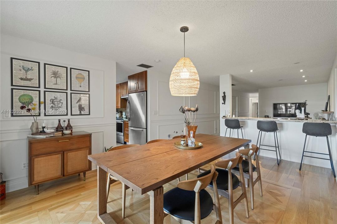 Recently Sold: $615,000 (3 beds, 2 baths, 1674 Square Feet)