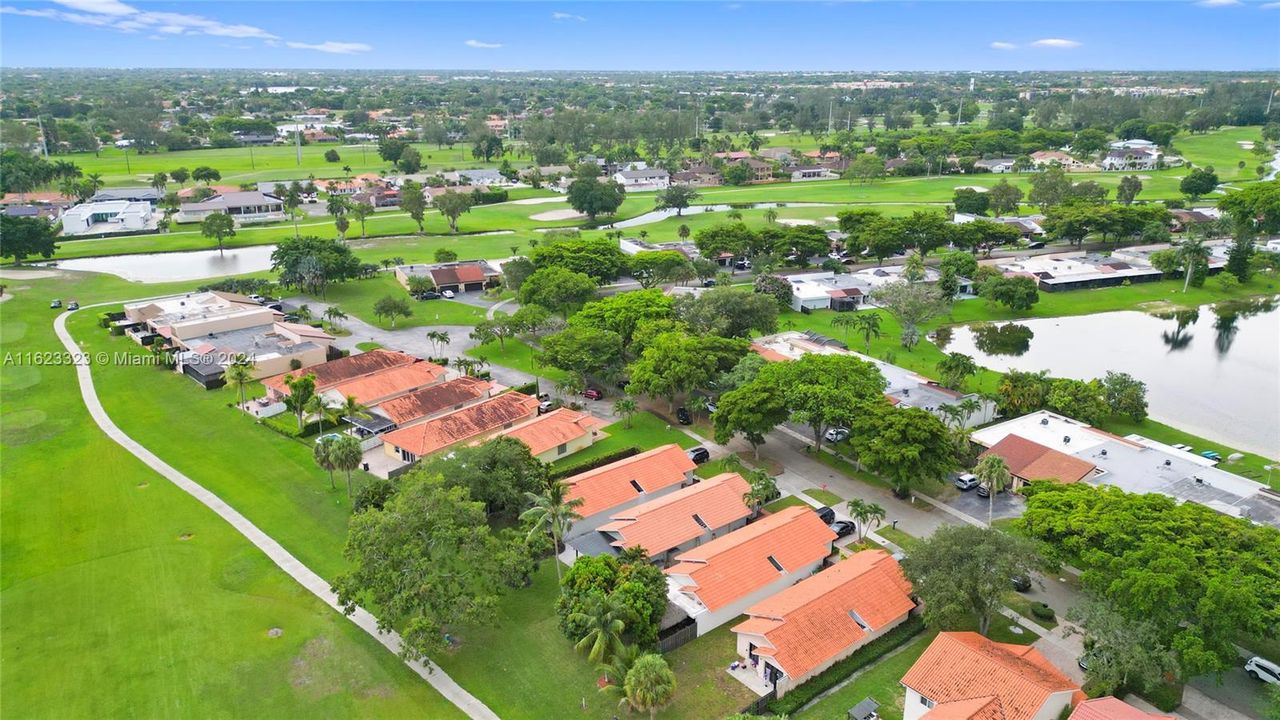 Recently Sold: $615,000 (3 beds, 2 baths, 1674 Square Feet)