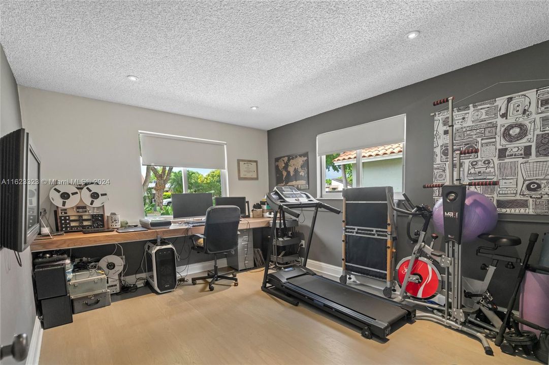 Another Large Bedroom!