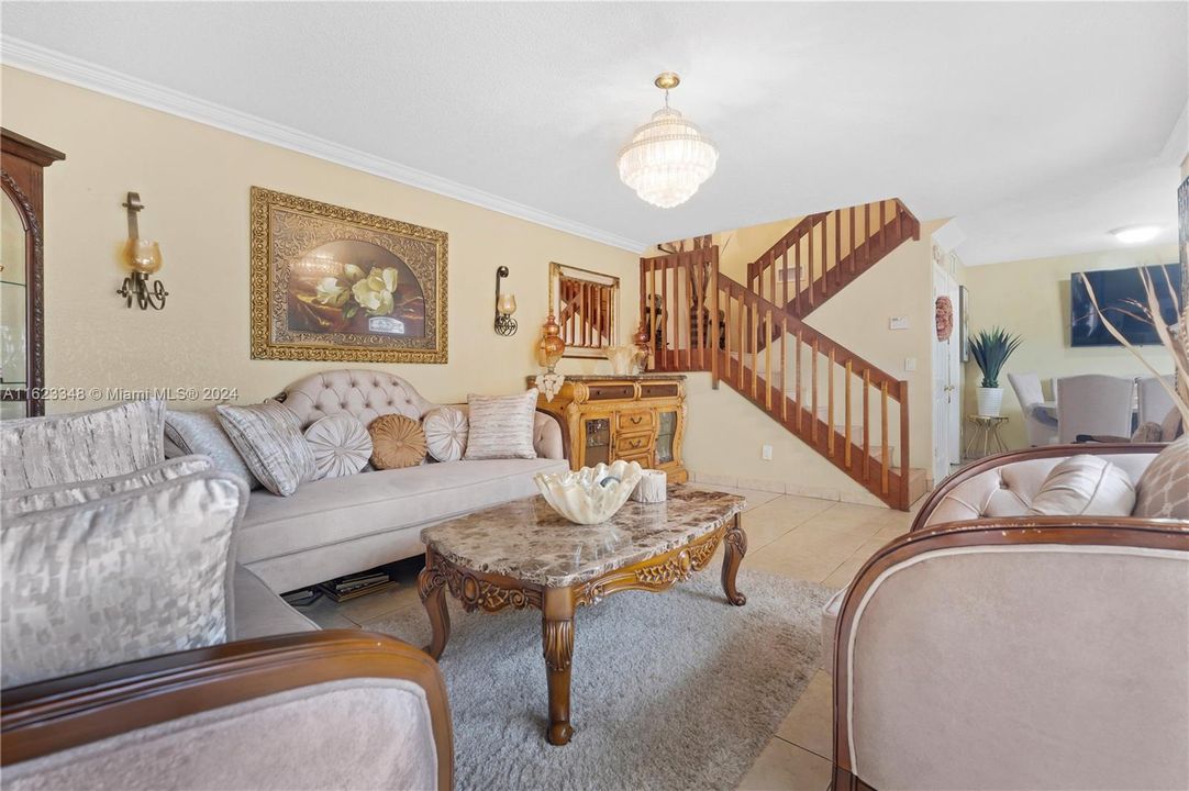 Недавно продано: $385,000 (3 спален, 2 ванн, 1488 Квадратных фут)