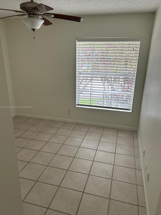 Recently Rented: $3,100 (2 beds, 2 baths, 959 Square Feet)