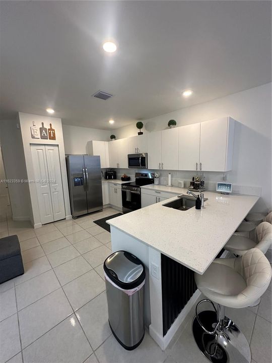 Active With Contract: $3,100 (4 beds, 2 baths, 1820 Square Feet)