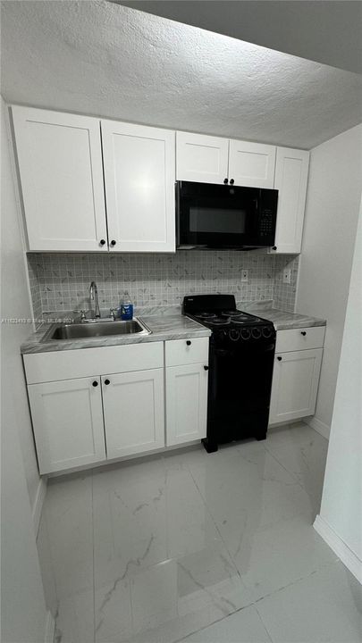 Recently Rented: $1,700 (1 beds, 1 baths, 500 Square Feet)