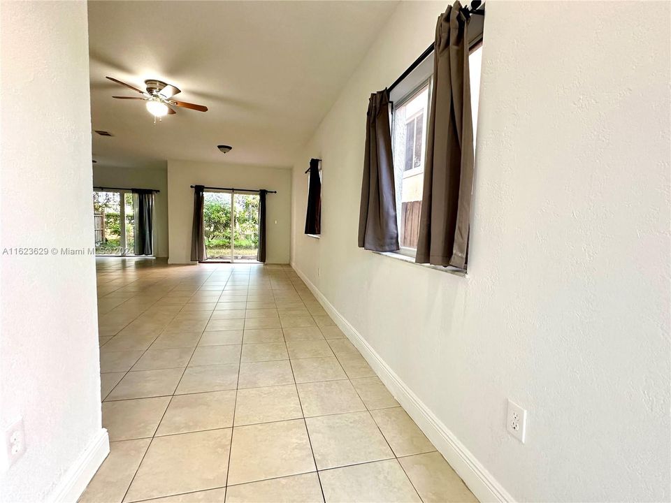 Active With Contract: $3,100 (4 beds, 2 baths, 1762 Square Feet)