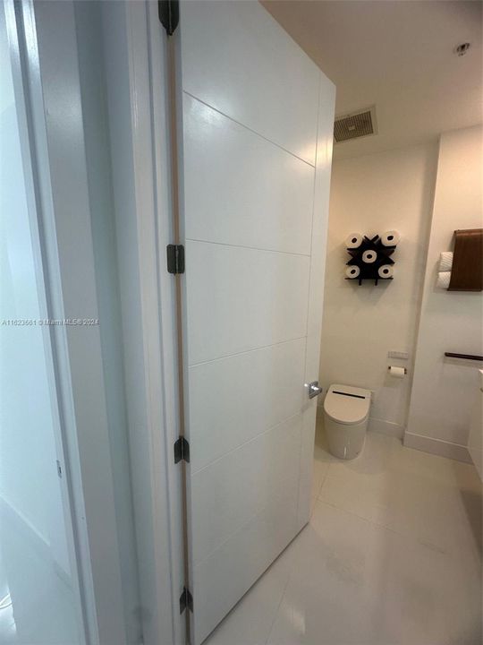 THE LEXI NORTH BAY VILLAGE RESIDENCE 808