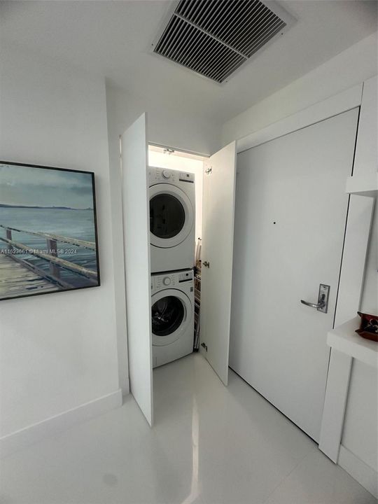 THE LEXI NORTH BAY VILLAGE RESIDENCE 808