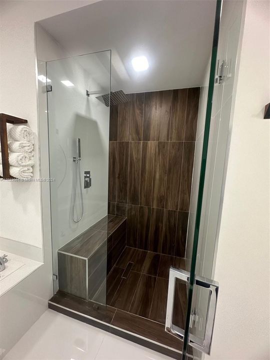 THE LEXI NORTH BAY VILLAGE RESIDENCE 808