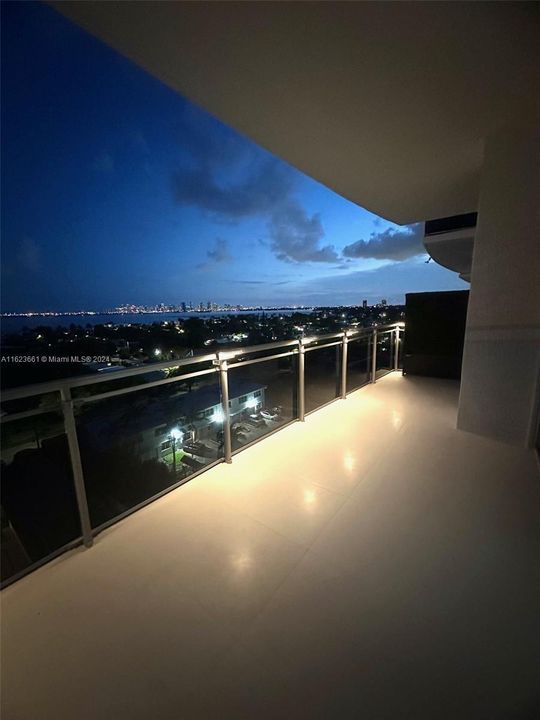 THE LEXI NORTH BAY VILLAGE RESIDENCE 808