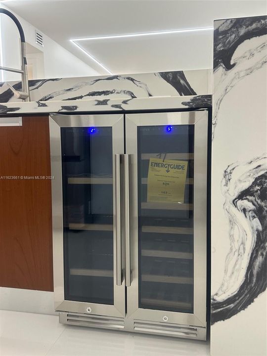 THE LEXI NORTH BAY VILLAGE RESIDENCE 808