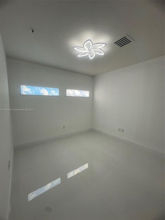 THE LEXI NORTH BAY VILLAGE RESIDENCE 808