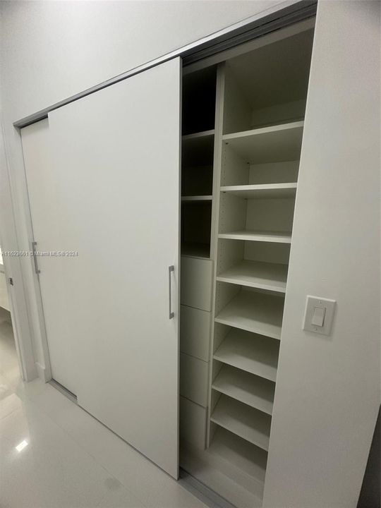 THE LEXI NORTH BAY VILLAGE RESIDENCE 808