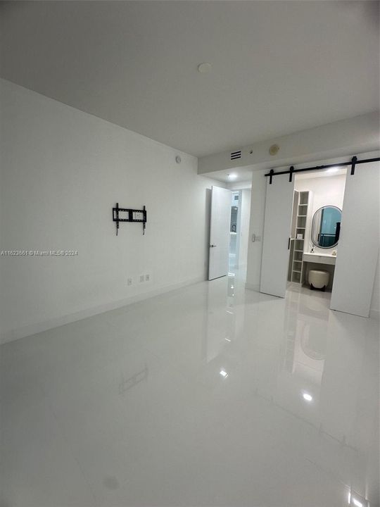 THE LEXI NORTH BAY VILLAGE RESIDENCE 808