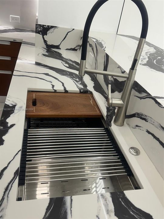 THE LEXI NORTH BAY VILLAGE RESIDENCE 808