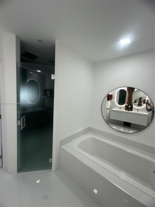 THE LEXI NORTH BAY VILLAGE RESIDENCE 808