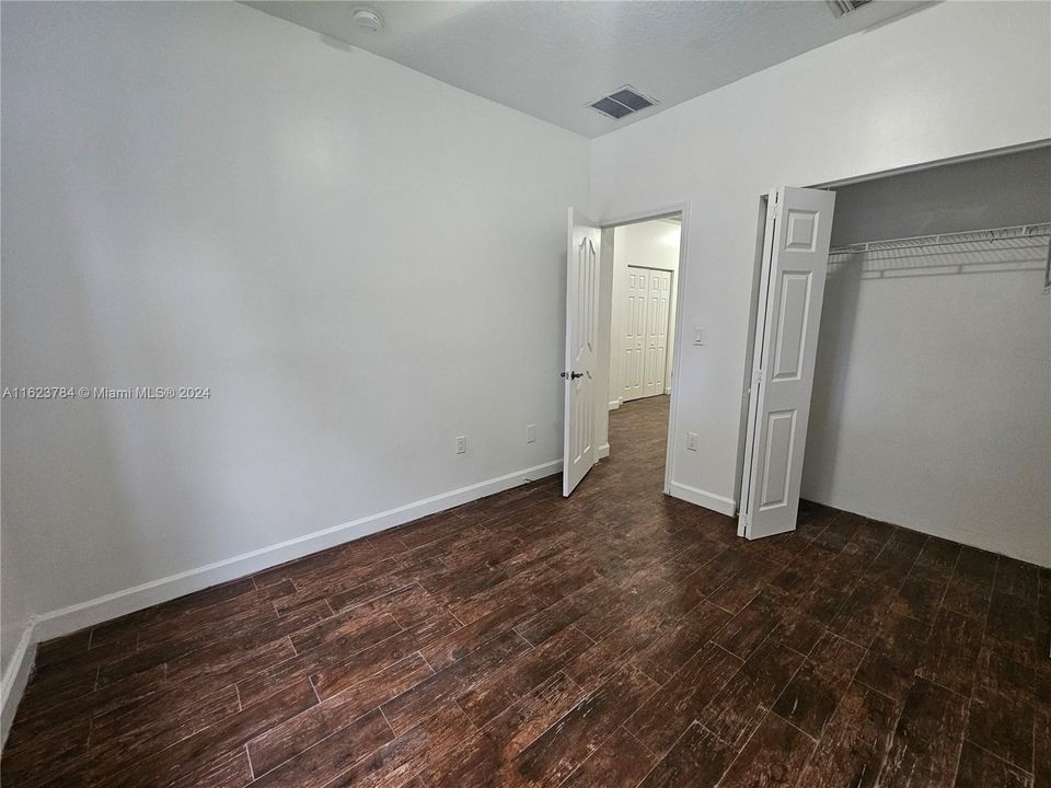 Active With Contract: $2,500 (4 beds, 2 baths, 1698 Square Feet)