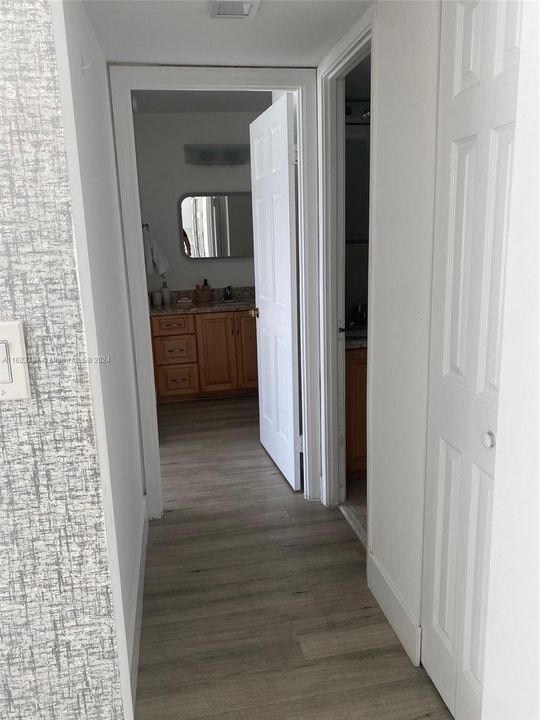 Recently Rented: $3,000 (2 beds, 2 baths, 1010 Square Feet)